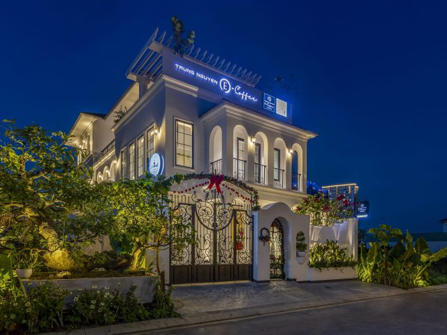 Biệt thự 10mx25m kinh doanh cafe