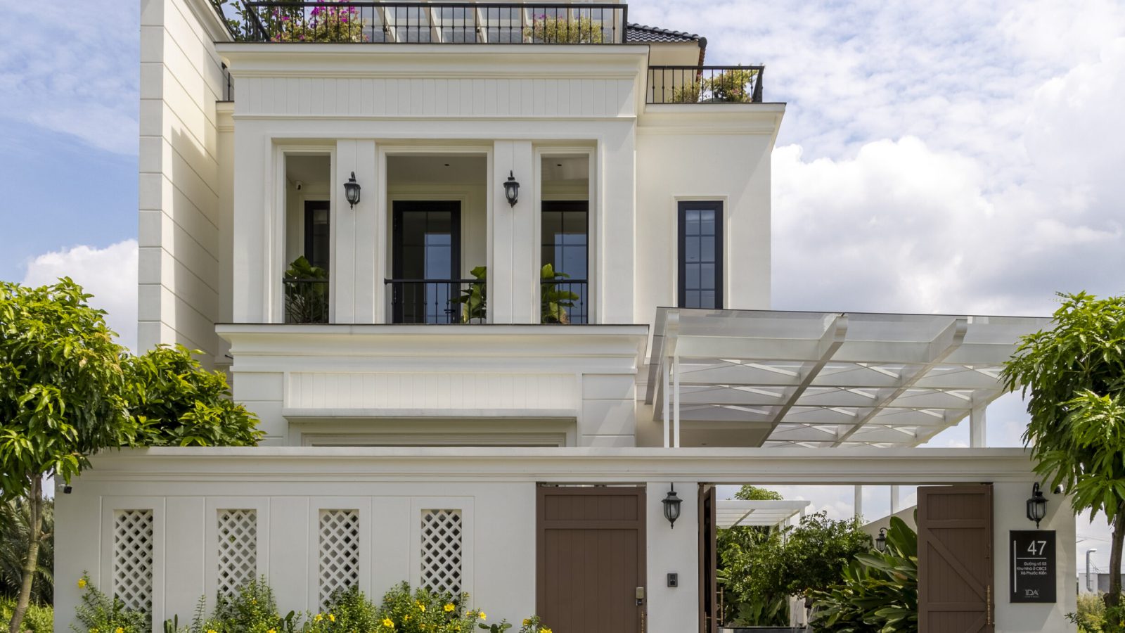 Thiết kế và thi công trọn gói biệt thự 10x25m 3 tầng - Ảnh hoàn thiện thực tế 1