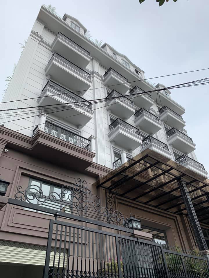 Căn hộ dịch vụ cao cấp tại Thảo Điền, 11.000m² sàn - mặt đứng tòa nhà